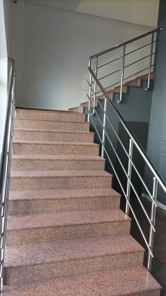 Вход в офис